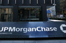 Банк JP Morgan Chase требует от американского правительства разъяснения санкций